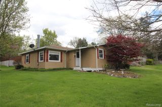 124 E Lafayette Street, Milford Village, MI 48381