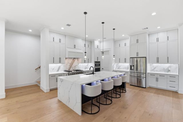 6112 Cypresswood Drive, Spring, TX 77379