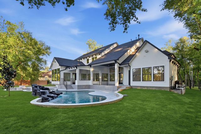 6112 Cypresswood Drive, Spring, TX 77379