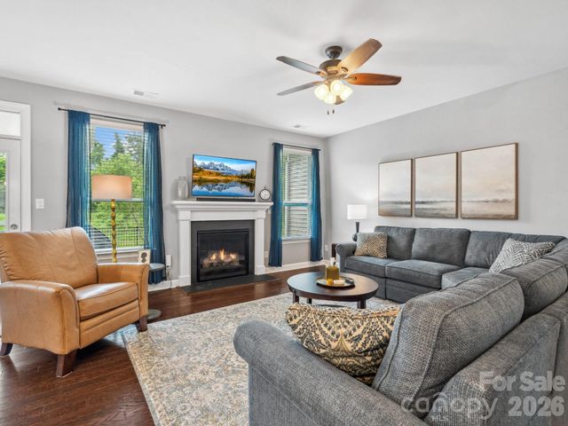 1326 Kings Grove Drive, York, SC 29745