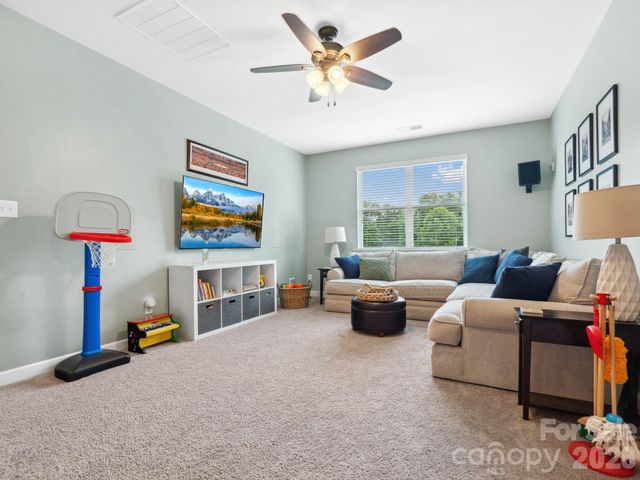 1326 Kings Grove Drive, York, SC 29745