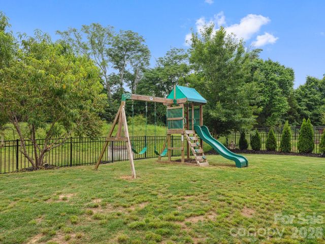 1326 Kings Grove Drive, York, SC 29745