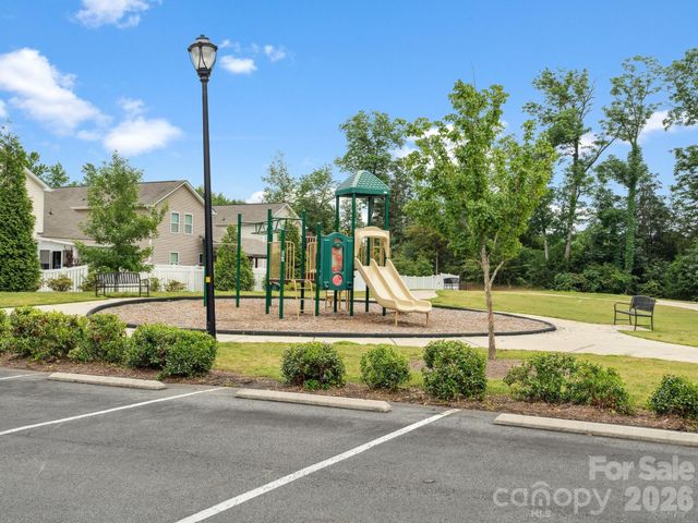 1326 Kings Grove Drive, York, SC 29745