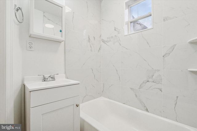 2508 N SARTAIN ST, Philadelphia, PA 19133