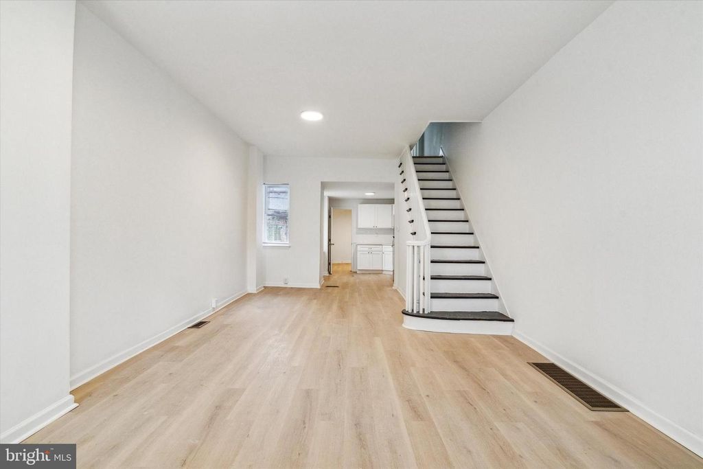 2508 N SARTAIN ST, Philadelphia, PA 19133