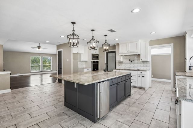 8724 Overland Drive, Fort Worth, TX 76179