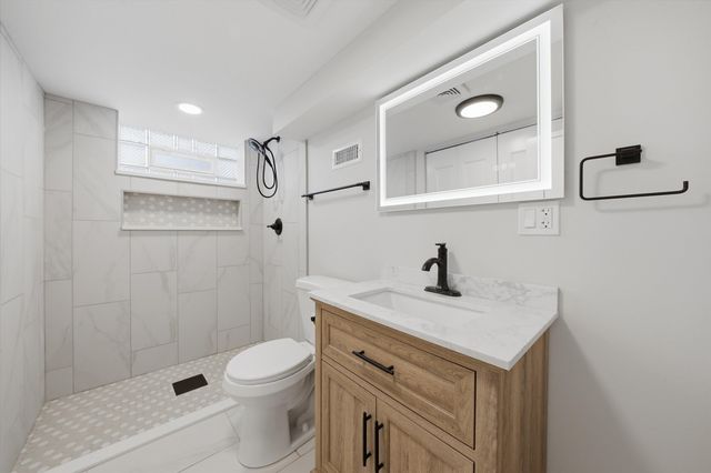 3523 S 57th Avenue, Cicero, IL 60804