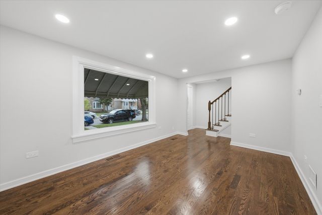 3523 S 57th Avenue, Cicero, IL 60804