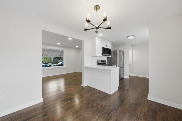 3523 S 57th Avenue, Cicero, IL 60804