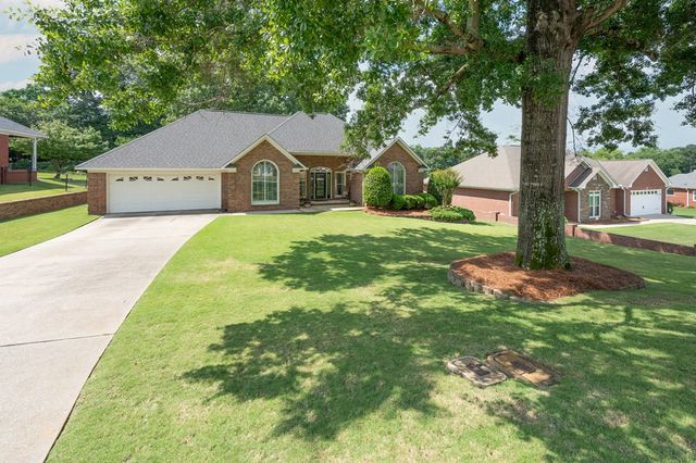 2107 Canter Drive, Phenix City, AL 36867