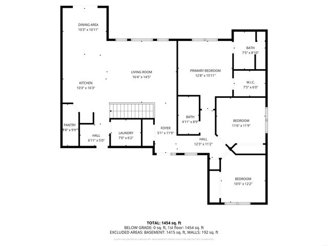 2721 Autumn Woods Drive, Cedar Falls, IA 50613