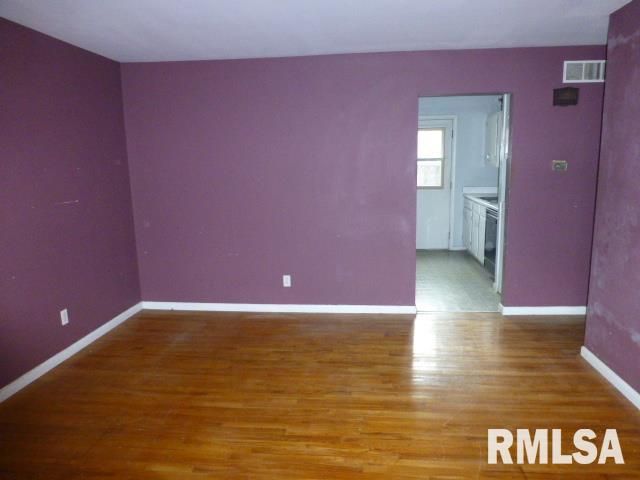 1319 CRESTVIEW Drive, Springfield, IL 62702