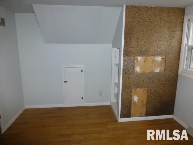 1319 CRESTVIEW Drive, Springfield, IL 62702