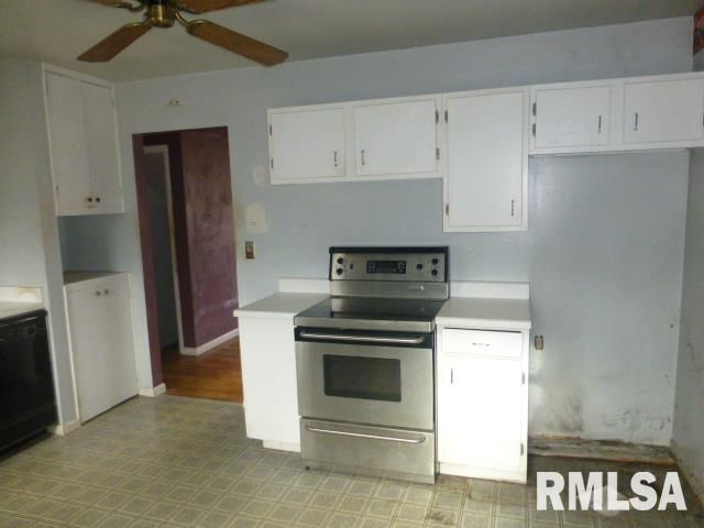 1319 CRESTVIEW Drive, Springfield, IL 62702