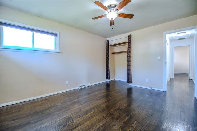 4924 Dinsmore Road, Dayton, OH 45449