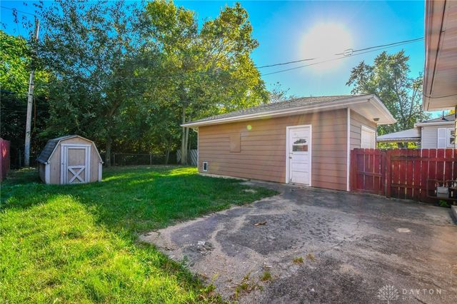 4924 Dinsmore Road, Dayton, OH 45449