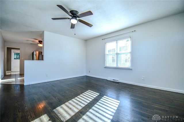 4924 Dinsmore Road, Dayton, OH 45449