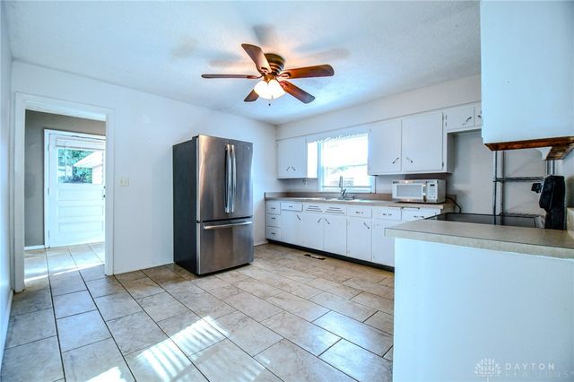 4924 Dinsmore Road, Dayton, OH 45449