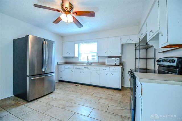 4924 Dinsmore Road, Dayton, OH 45449