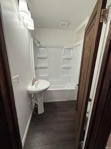 616 Stadium Drive, Fort Wayne, IN 46808