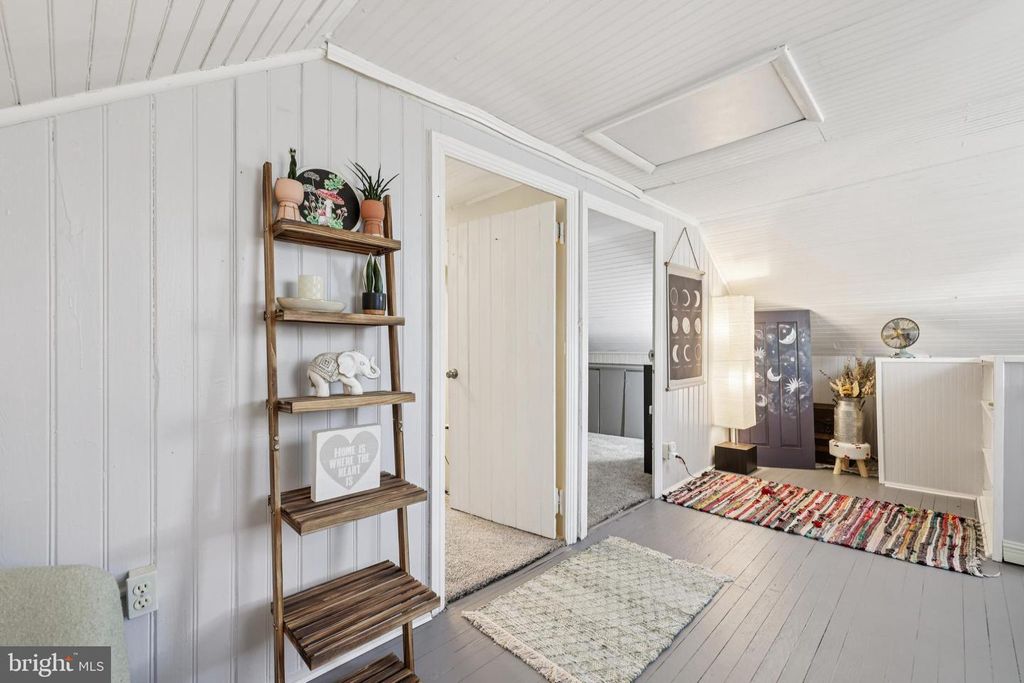 Image 26 of property listing at 14545 BARKDOLL RD, Hagerstown, MD 21742