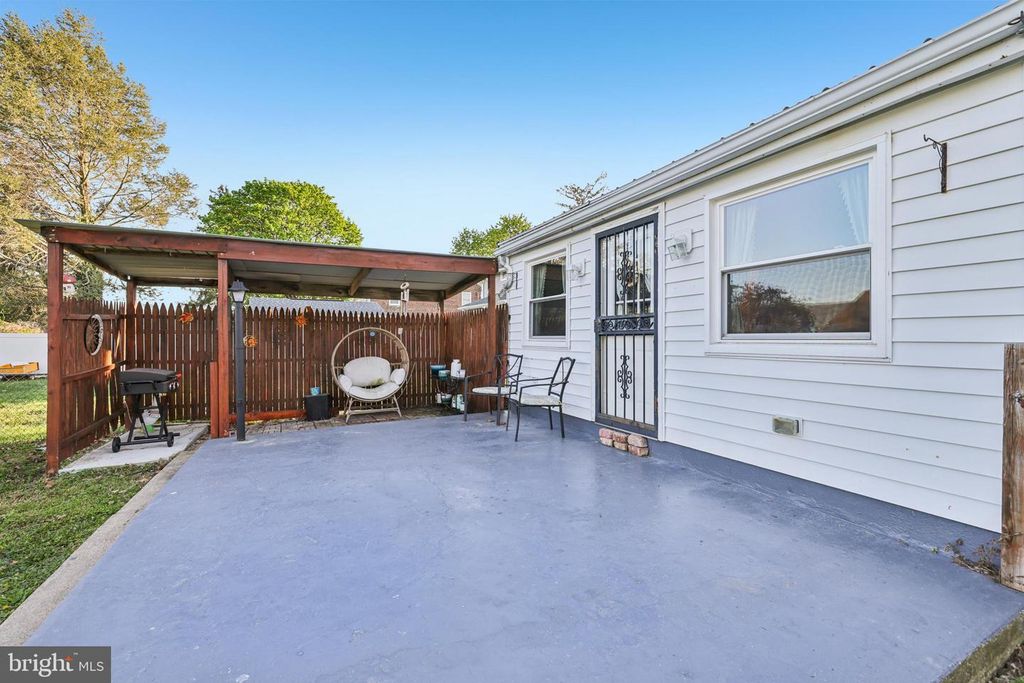 Image 33 of property listing at 14545 BARKDOLL RD, Hagerstown, MD 21742