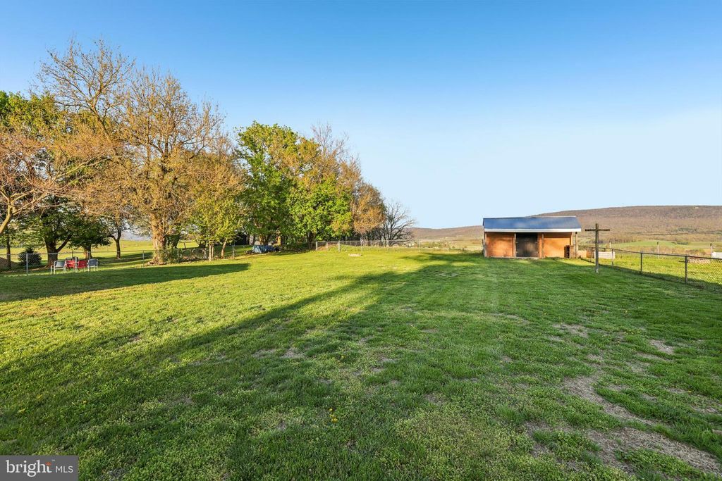 Image 37 of property listing at 14545 BARKDOLL RD, Hagerstown, MD 21742