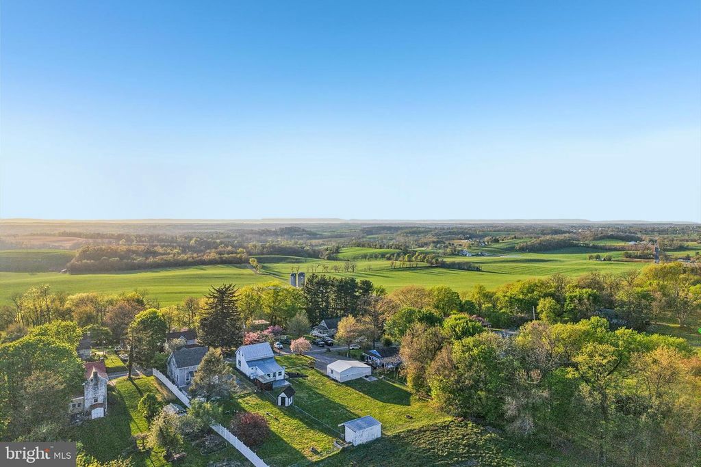 Image 44 of property listing at 14545 BARKDOLL RD, Hagerstown, MD 21742