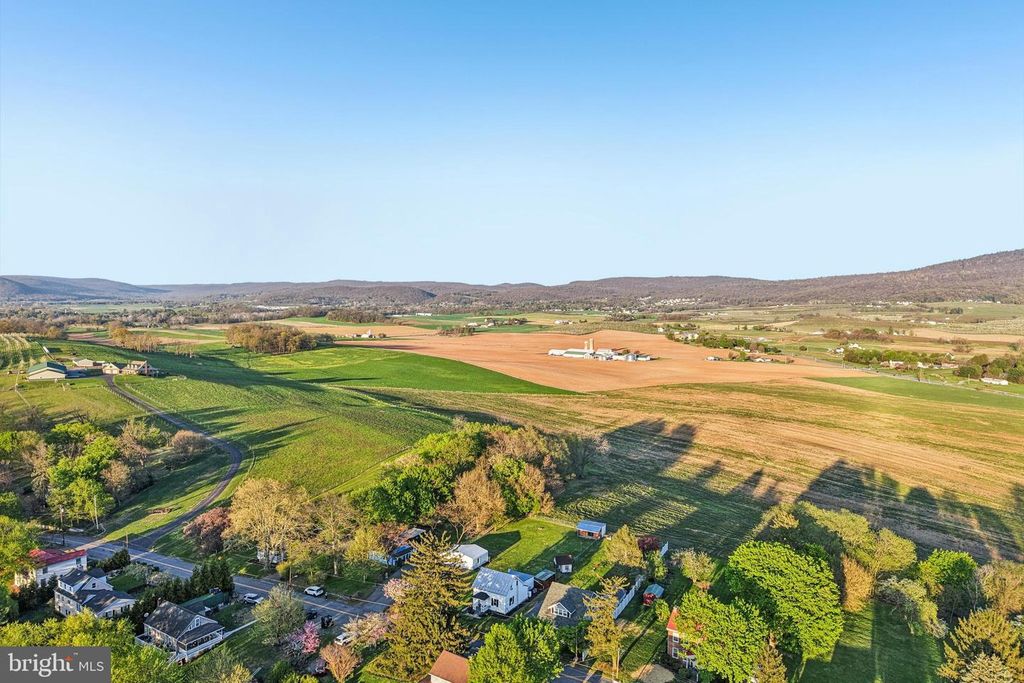 Image 45 of property listing at 14545 BARKDOLL RD, Hagerstown, MD 21742