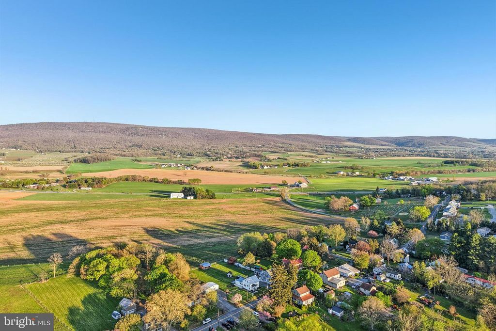 Image 46 of property listing at 14545 BARKDOLL RD, Hagerstown, MD 21742