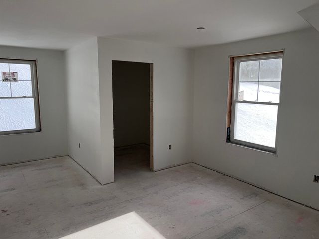 105 Seaverns Bridge Road, Merrimack, NH 03054