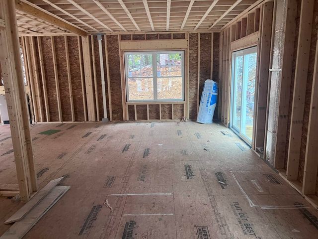 105 Seaverns Bridge Road, Merrimack, NH 03054