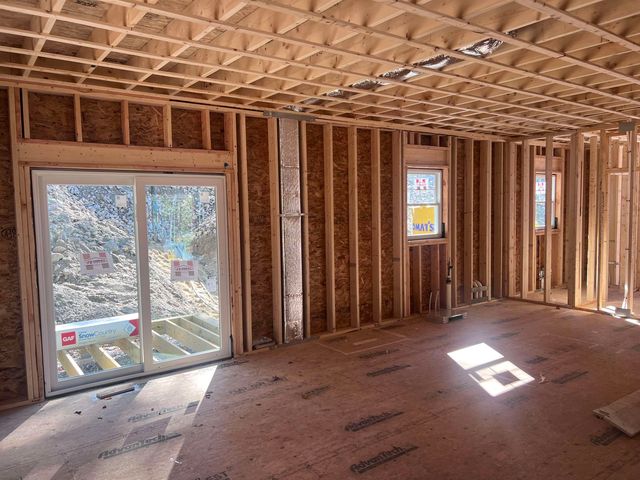 105 Seaverns Bridge Road, Merrimack, NH 03054