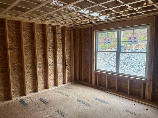 105 Seaverns Bridge Road, Merrimack, NH 03054