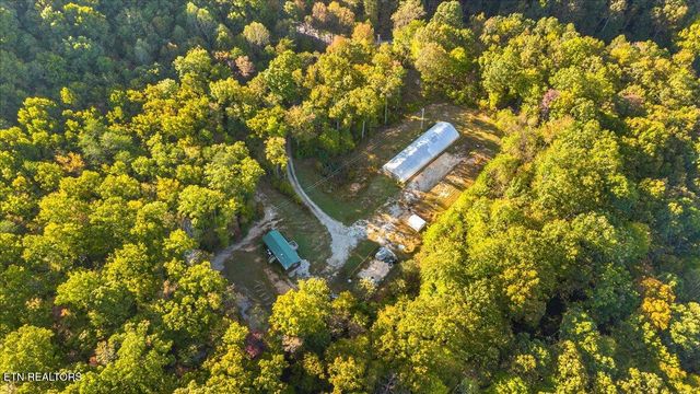 2579 Campground Rd, Sunbright, TN 37872