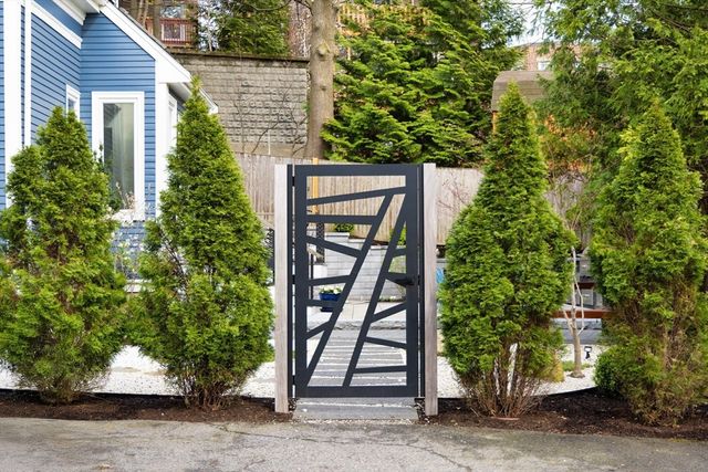 7 Stetson Street, Brookline, MA 02446