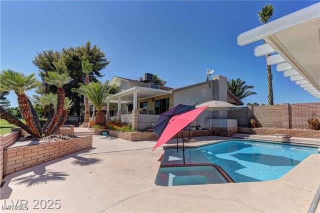893 Fairway Drive, Boulder City, NV 89005