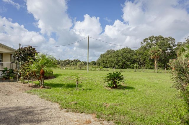 14878 NW 294th Street, Okeechobee, FL 34972