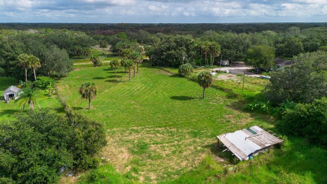 14878 NW 294th Street, Okeechobee, FL 34972