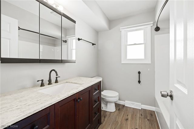 7413 Ward Road, Parma, OH 44134
