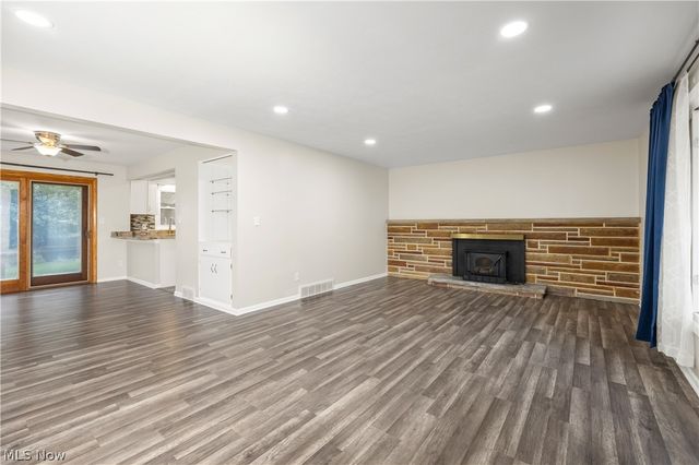 7413 Ward Road, Parma, OH 44134