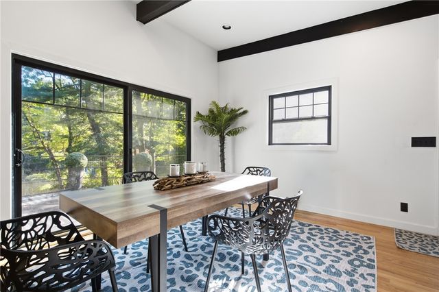 3 Hilltop Court, Smithfield, RI 02828
