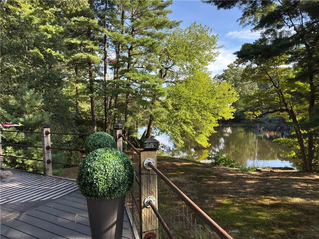 3 Hilltop Court, Smithfield, RI 02828