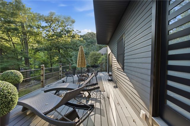 3 Hilltop Court, Smithfield, RI 02828