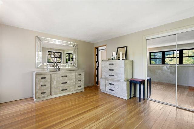 3 Hilltop Court, Smithfield, RI 02828