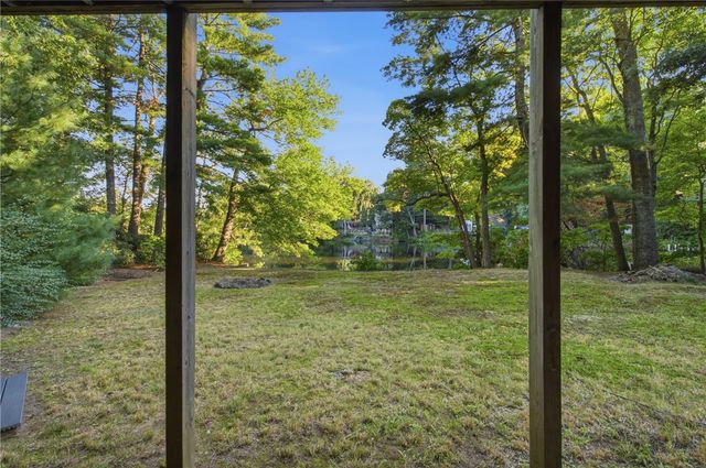 3 Hilltop Court, Smithfield, RI 02828