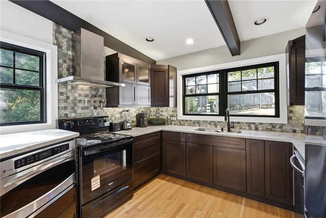 3 Hilltop Court, Smithfield, RI 02828