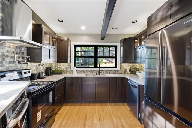 3 Hilltop Court, Smithfield, RI 02828