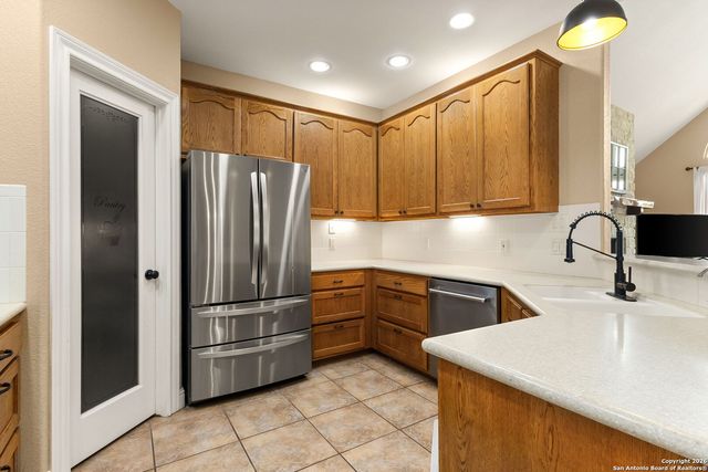 2419 Eden, Seguin, TX 78155