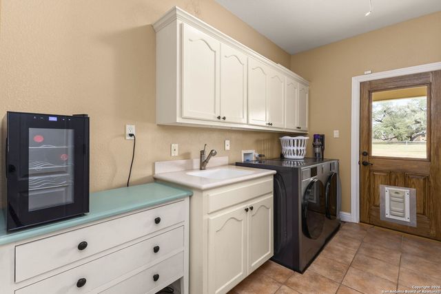 2419 Eden, Seguin, TX 78155